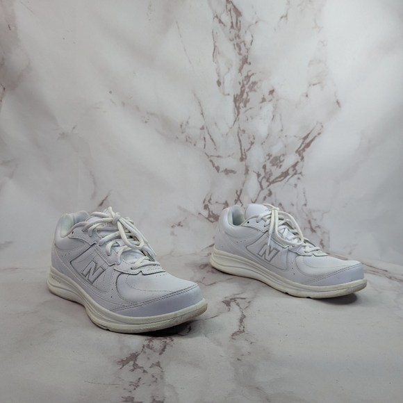New Balance Shoe Womens 10.5 2A 577 Walker White Extra Narrow WW577VK